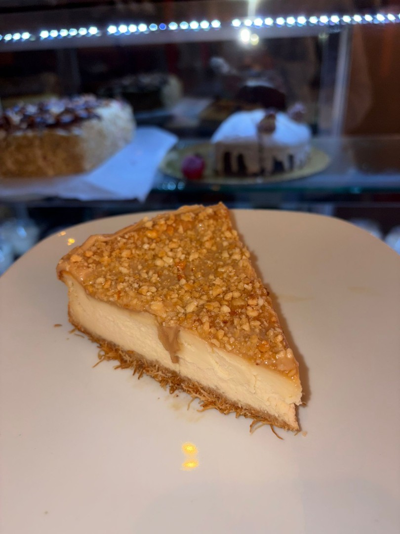 Çikolatalı- Portakallı- Fındıklı Cheesecake
